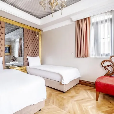 Magnificent Historic Mansion In Beylerbeyi فندق اسطنبول