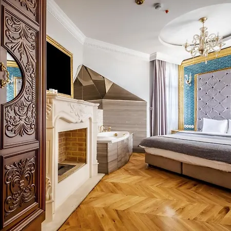Magnificent Historic Mansion In Beylerbeyi מלון איסטמבול